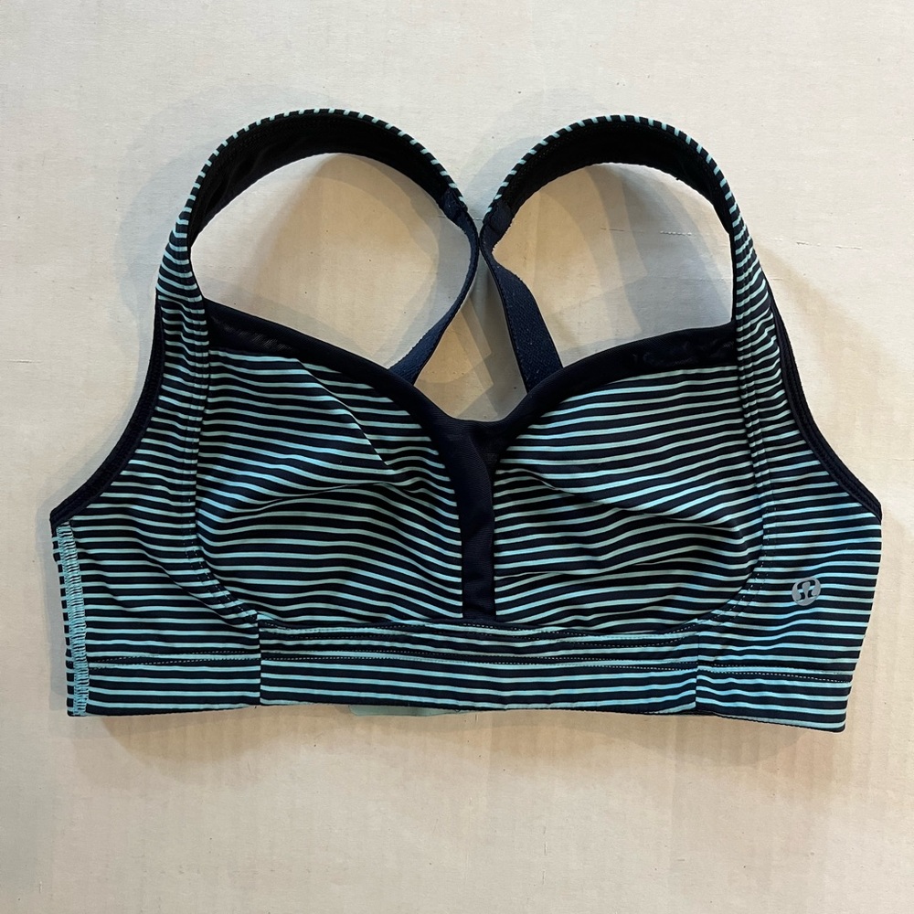 Lululemon Ta Ta Tamer black turquoise blue striped sports bra adjustable straps